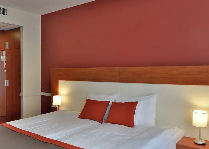 Hotel City Inn Hotel 4*