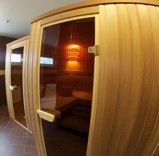 سيتي إن بودابست