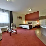Hotel City Inn Szálloda