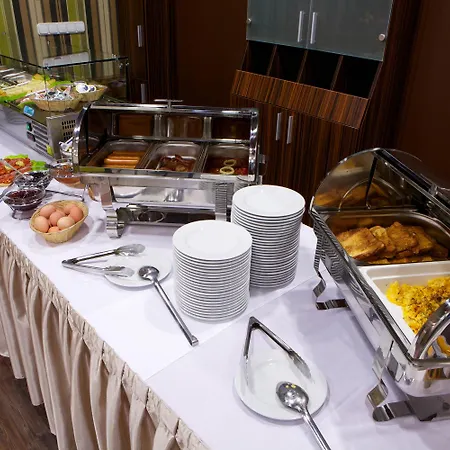Hotel City Inn Hotel 4*