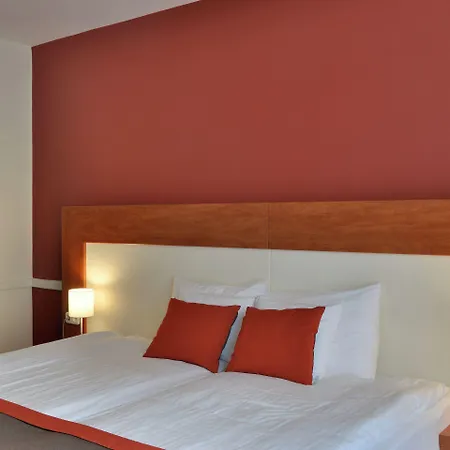 Hotel City Inn Hotel 4*