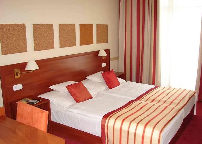 Hotel City Inn 4*