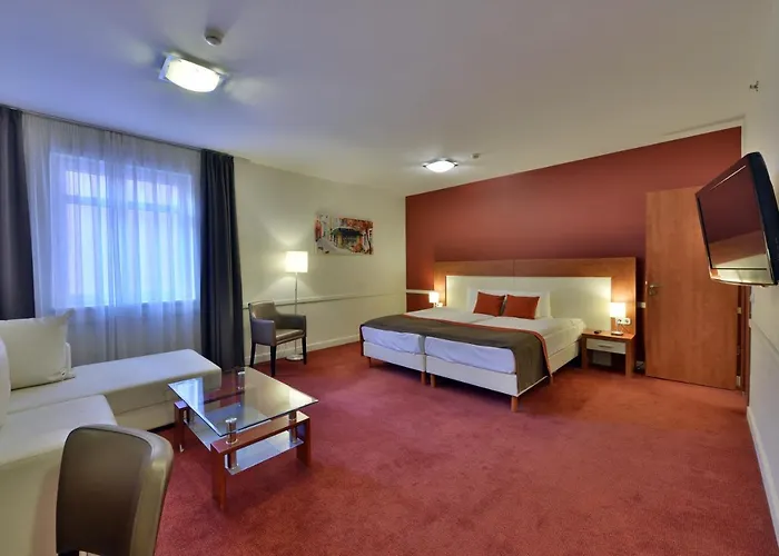 Hotel City Inn 4*