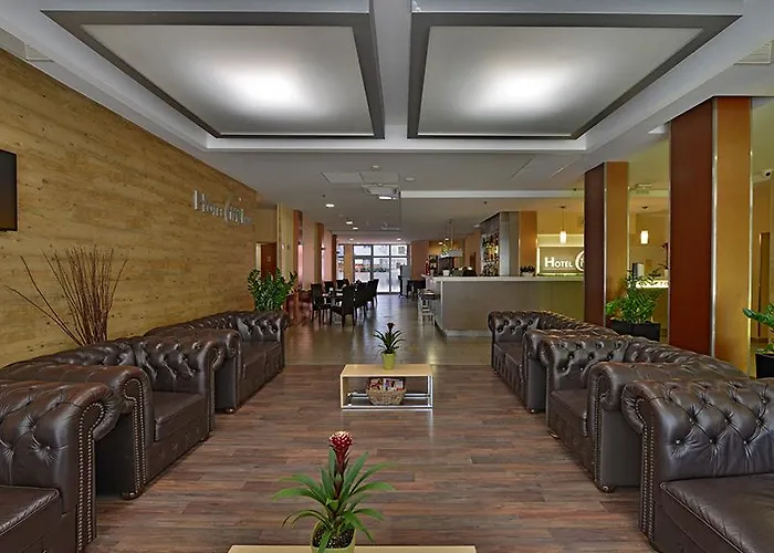 Hotell Hotel City Inn